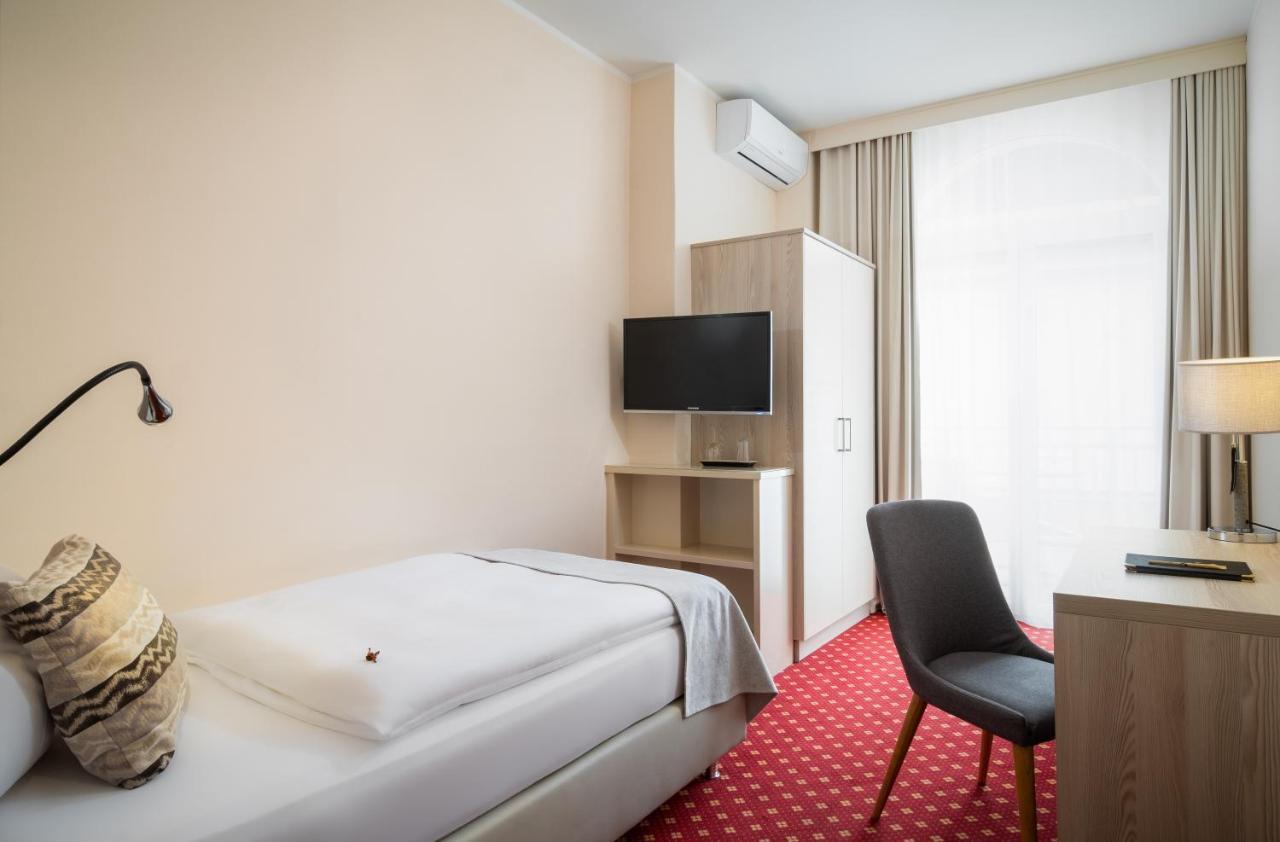 Hotel Post Wrann Velden am Wörthersee Δωμάτιο φωτογραφία